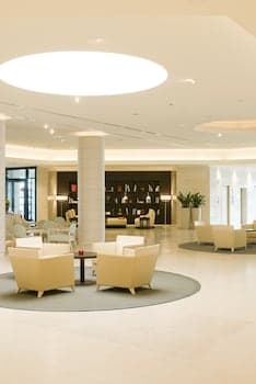Starhotels Grand Milan