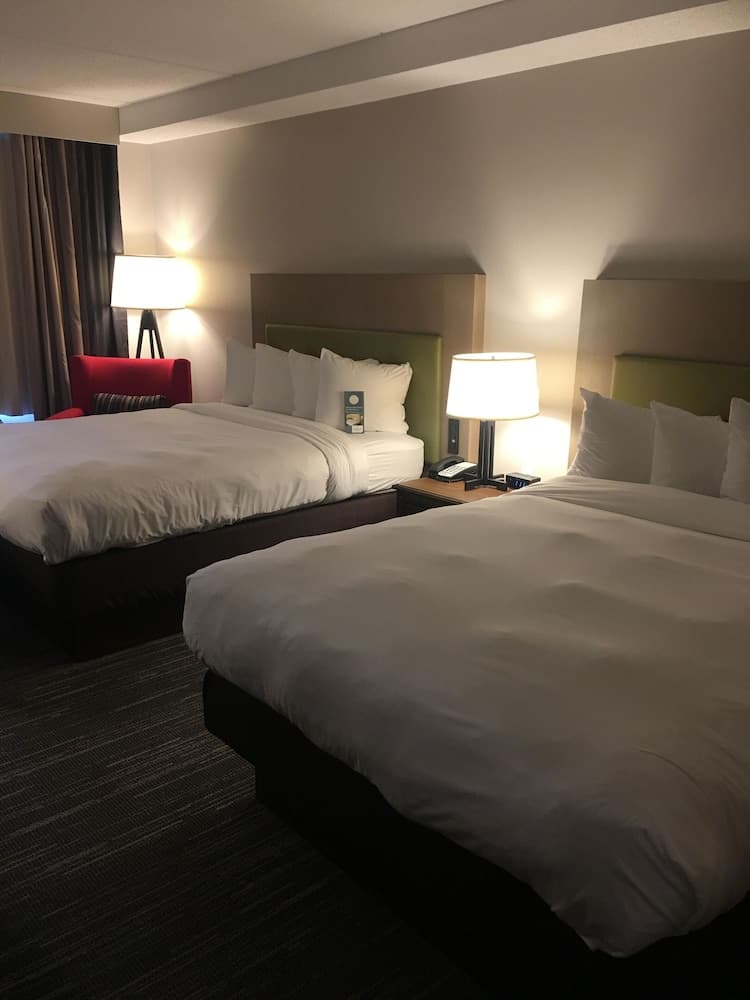 Country Inn & Suites by Radisson, Grand Rapids East, MI