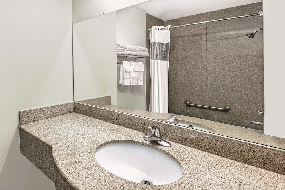 La Quinta Inn & Suites by Wyndham Stephenville