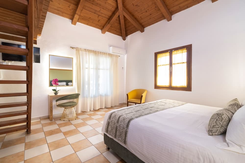 Sea View Village - Studios & Apartments