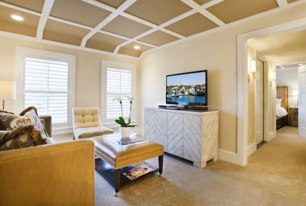 White Elephant Hotel