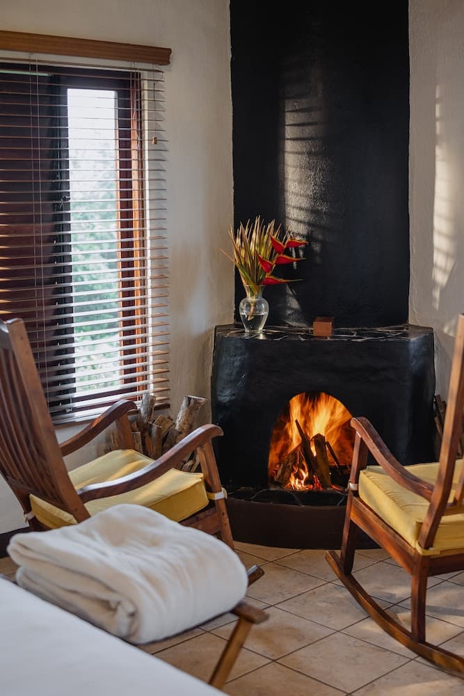 Villa Blanca Cloud Forest Hotel + Retreat