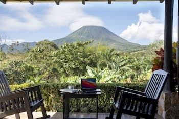 Arenal Manoa & Hot Springs Resort