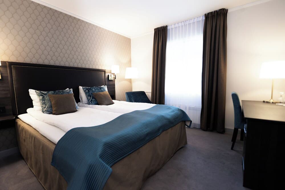 Bårdshaug Herregård