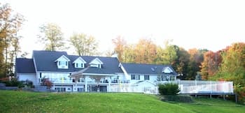 Long House Manor B And B