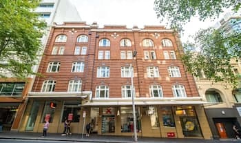 Nomads Sydney - Hostel