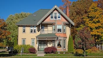 Ludington House B&B