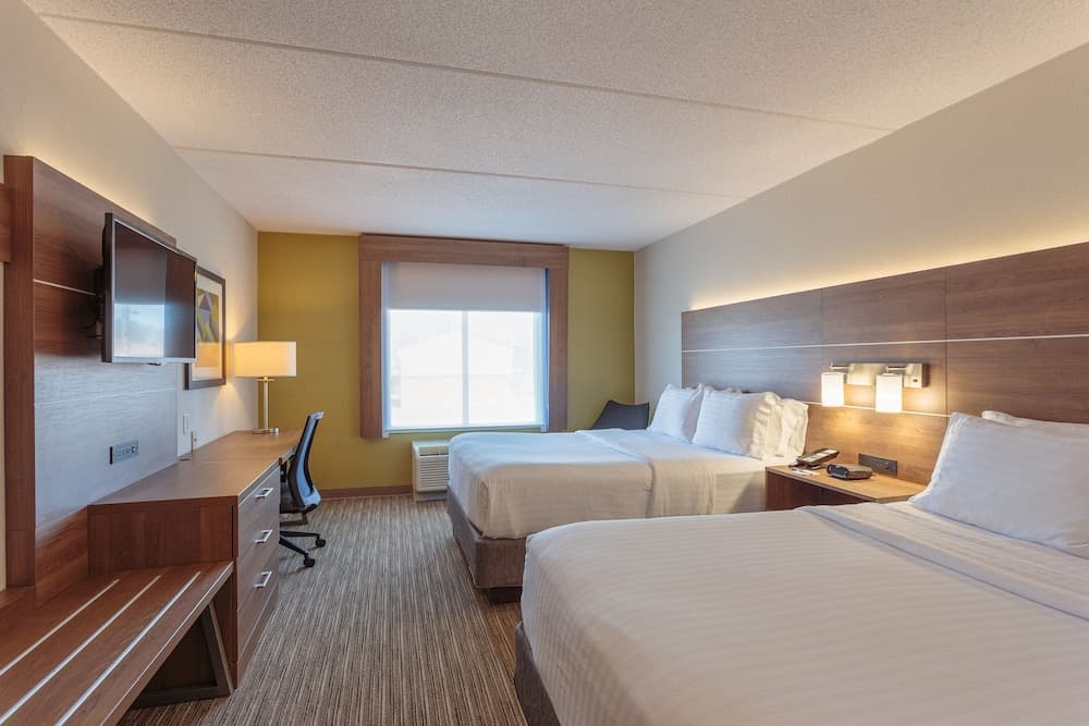 Holiday Inn Express & Suites Belleville by IHG