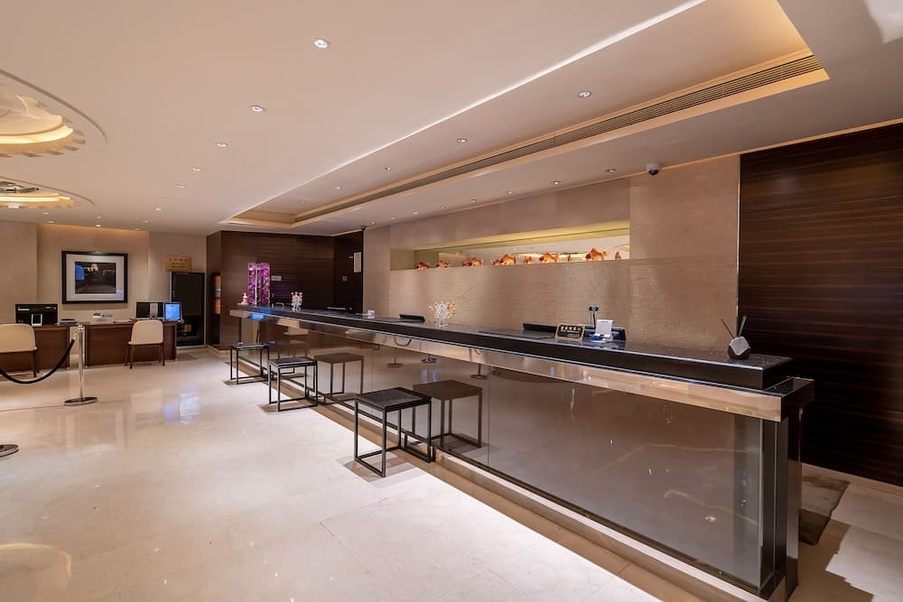 Renaissance Shanghai Yu Garden Hotel on the Bund