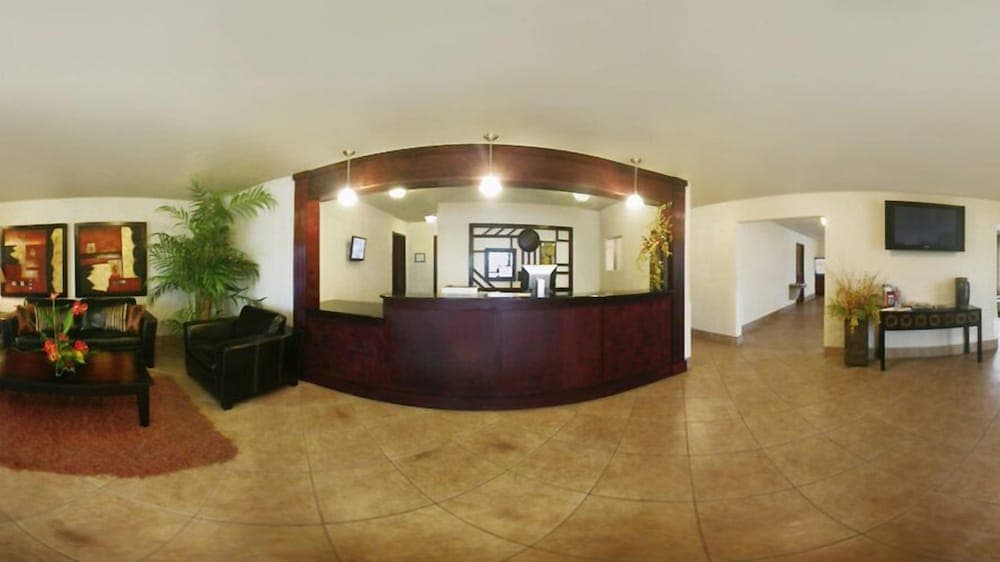 Quality Inn & Suites Franklin