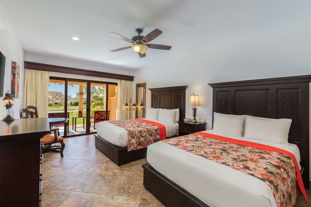 Hacienda Encantada Resort & Residences