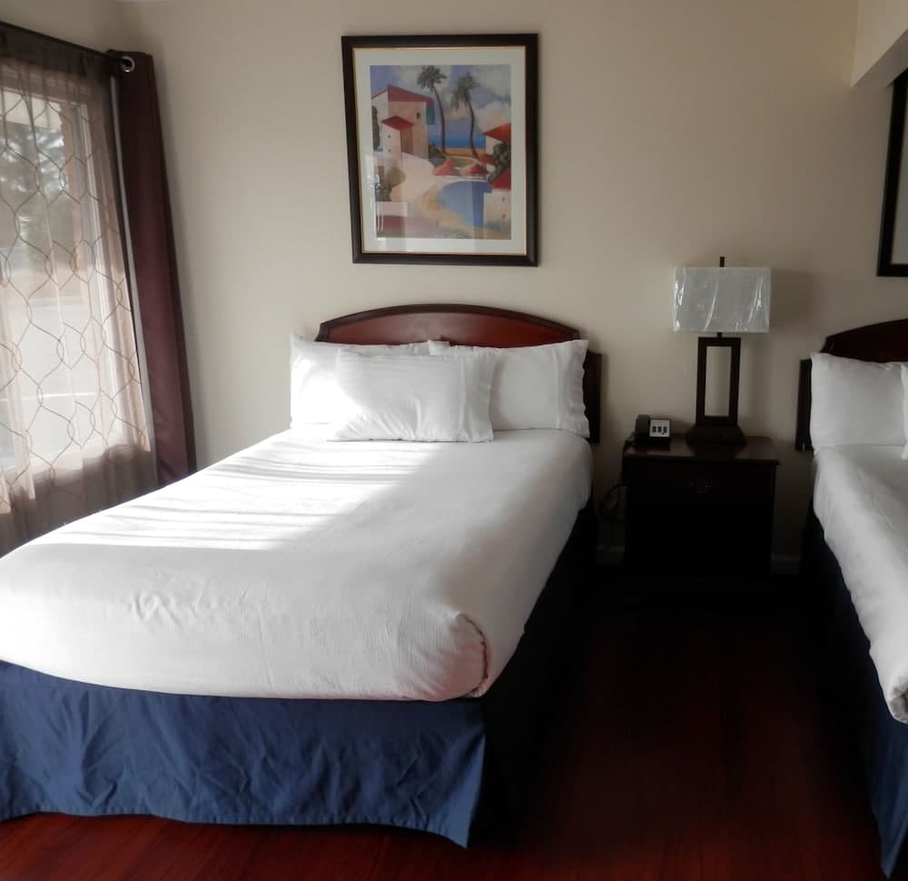 Blue Coast Inn and Suites