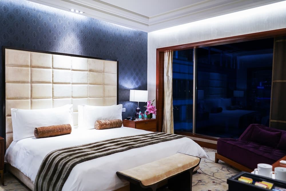 Crowne Plaza Hotel Gurgaon by IHG