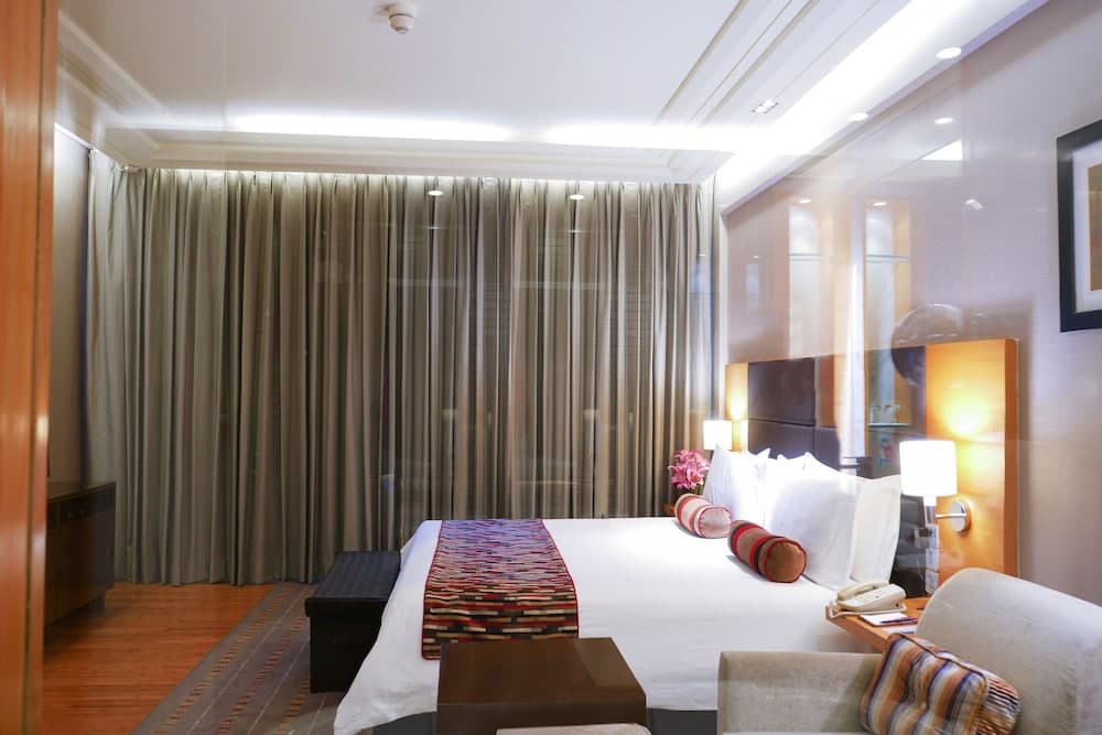 Crowne Plaza Hotel Gurgaon by IHG