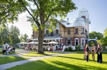 Villa Ammende Restaurant & Hotel