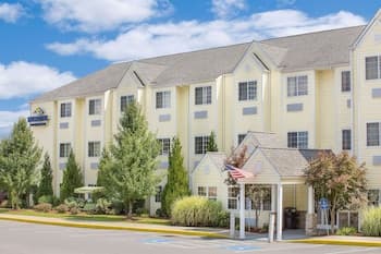 Microtel Inn & Suites by Wyndham Beckley East