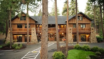 FivePine Lodge & Spa