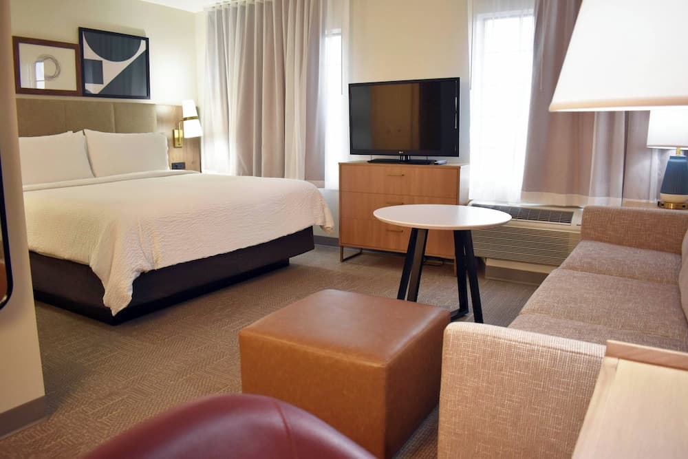 Staybridge Suites Detroit Novi by IHG