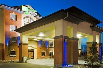 Holiday Inn Express Hotel & Suites Drayton Valley, an IHG Hotel