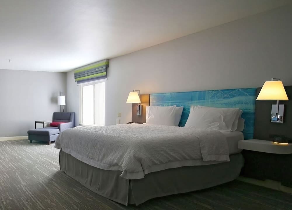 Hampton Inn & Suites Tacoma