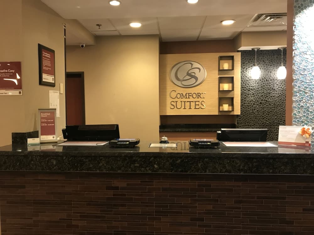 Comfort Suites Monaca
