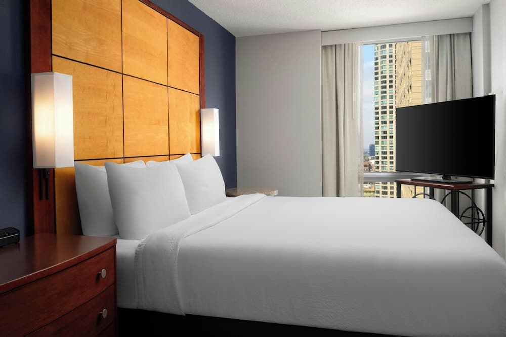 Residence Inn by Marriott Chicago Downtown / River North