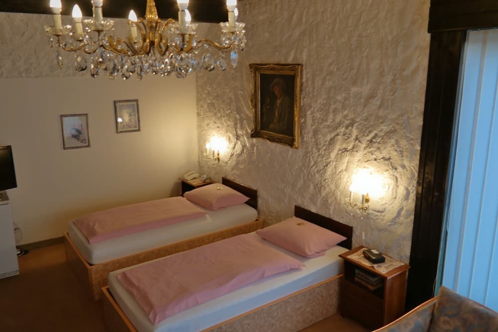 Am Hallenbad Hotel garni