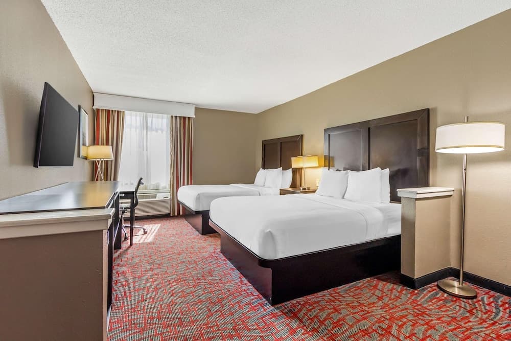 Comfort Inn & Suites North Charleston - Northwoods