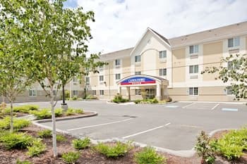 Candlewood Suites Oak Harbor, an IHG Hotel