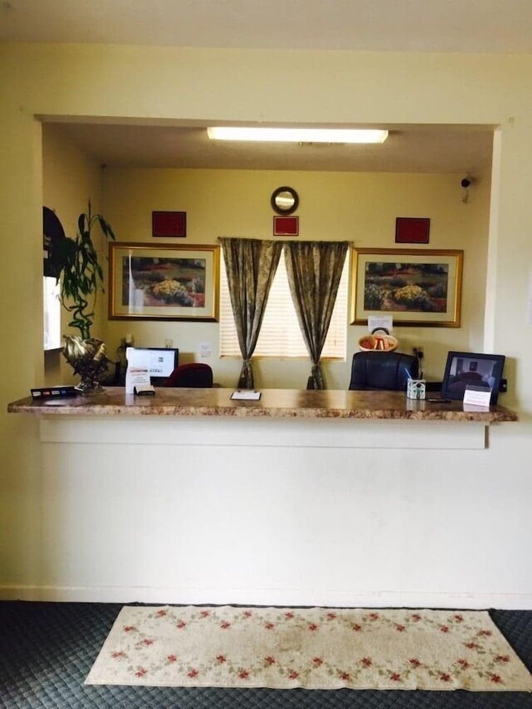 Royal Inn Taylorsville