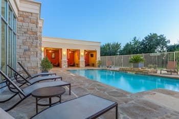 Holiday Inn Temple-Belton, an IHG Hotel