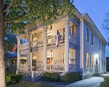 Brackenridge House Bed & Breakfast
