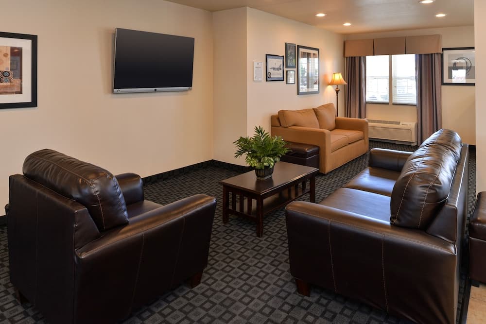 Microtel Inn & Suites by Wyndham Klamath Falls