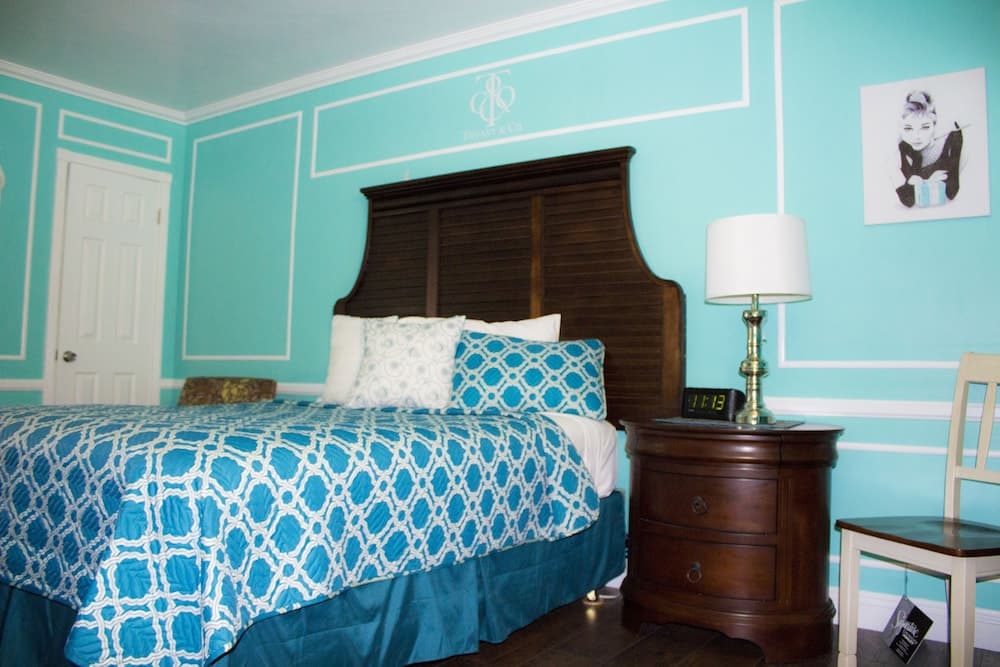 Travel Inn And Suites