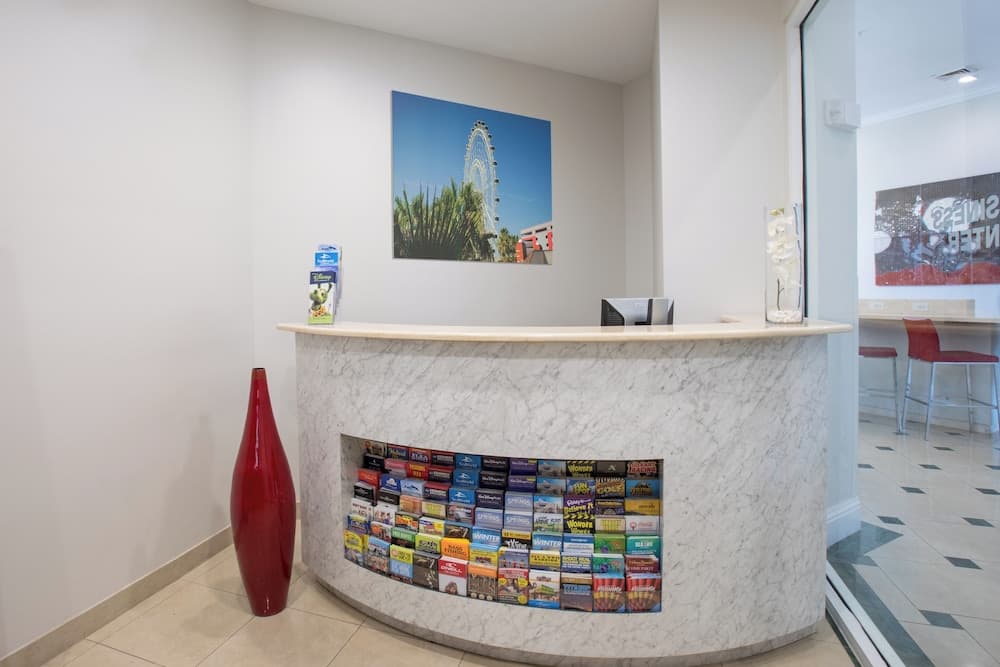 The Point Hotel & Suites