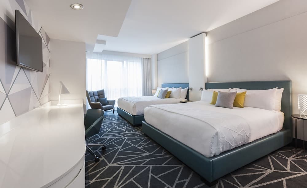 Warwick Le Crystal - Montréal