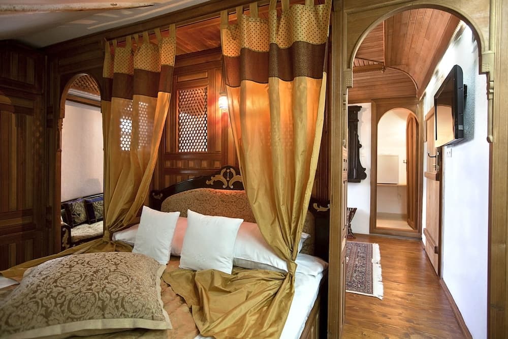 Bosnian National Monument Muslibegovic House