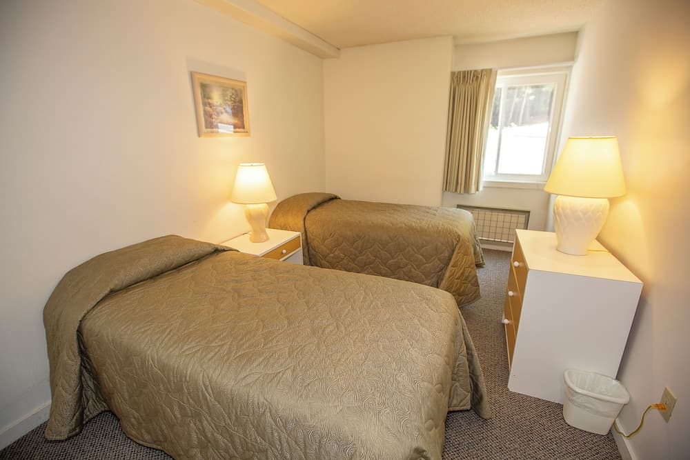 Cold Spring Plymouth Resort