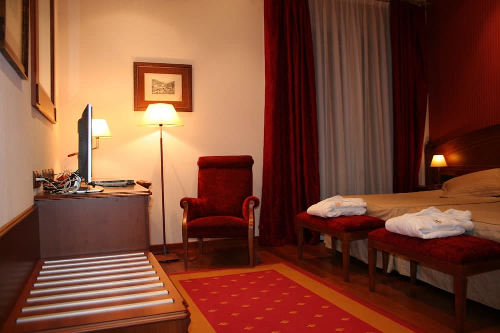 Palacio de La Magdalena Hotel