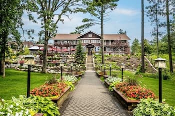 Grand View Lodge