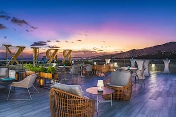 The BRIX, Autograph Collection