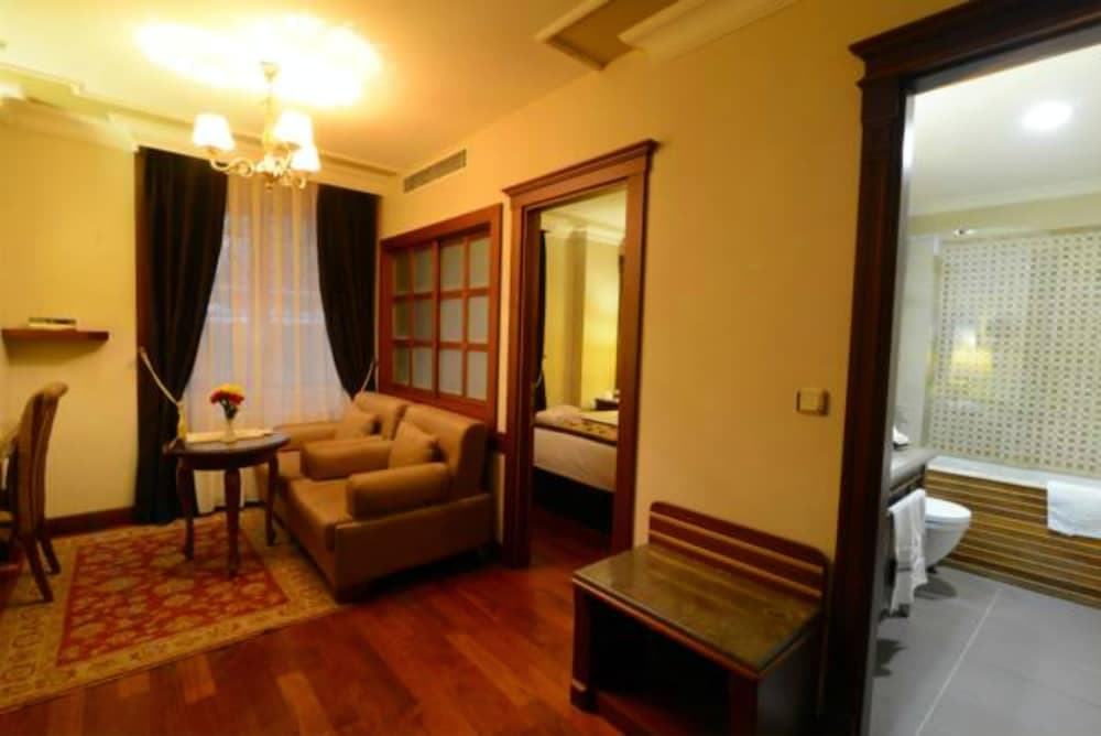 GLK PREMIER Regency Suites & Spa - Special Class