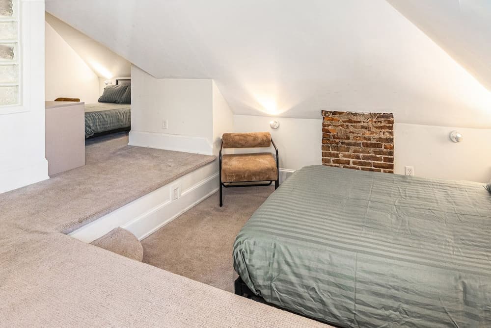 Hassinger Daniels Guest House