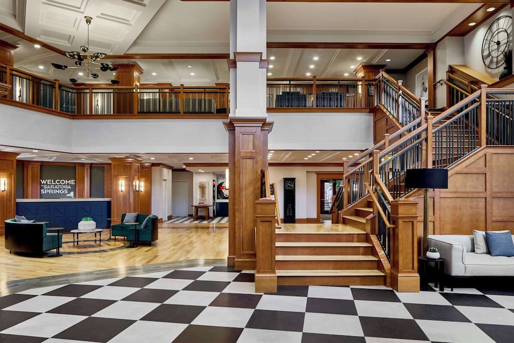 Hampton Inn & Suites Saratoga Springs Downtown