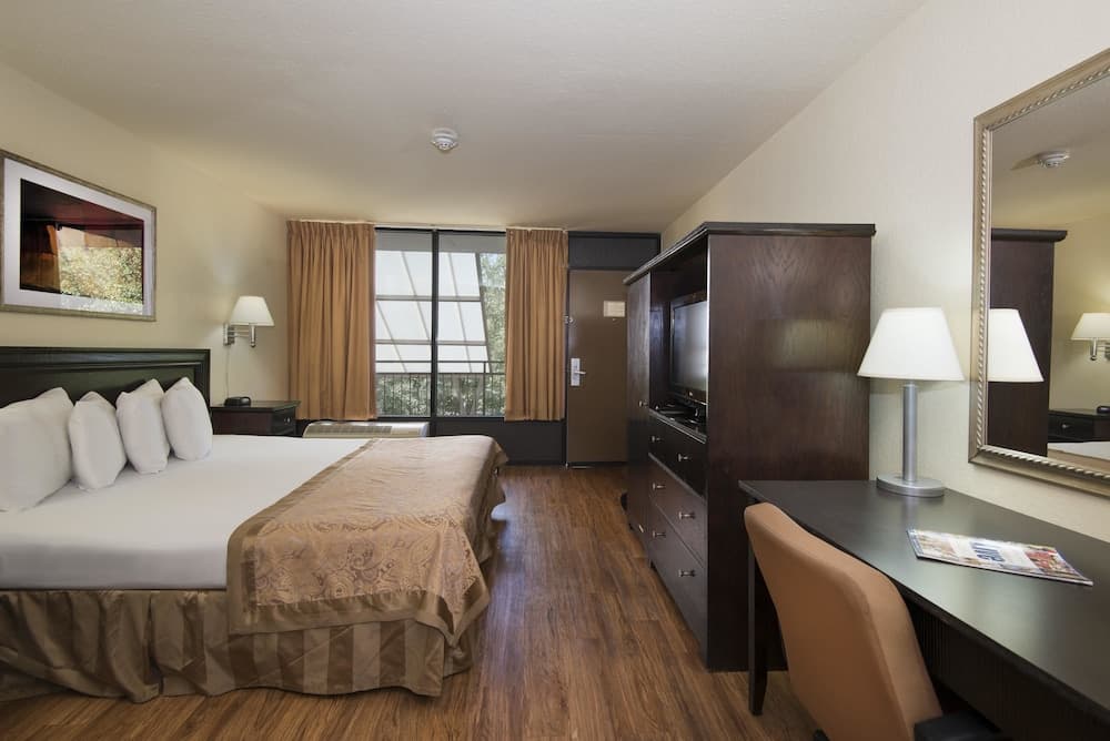 Markham House Suites - Little Rock Medical Center