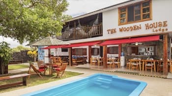 The Wooden House Lodge