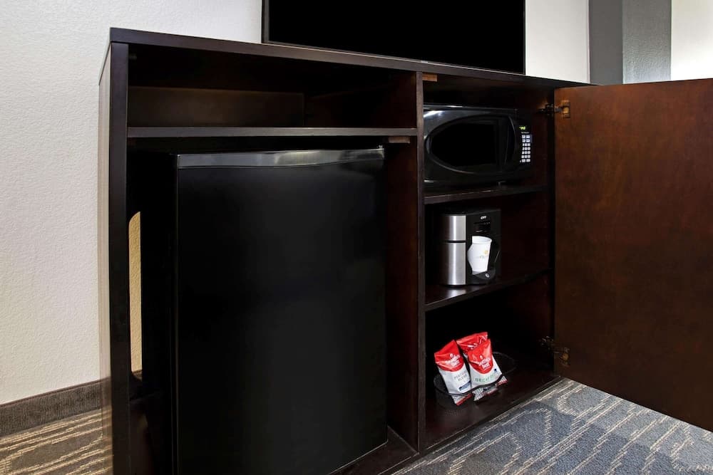 La Quinta Inn & Suites by Wyndham Palestine