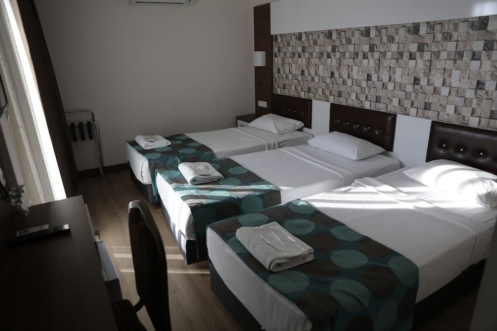 Comfort Ada Class Hotel