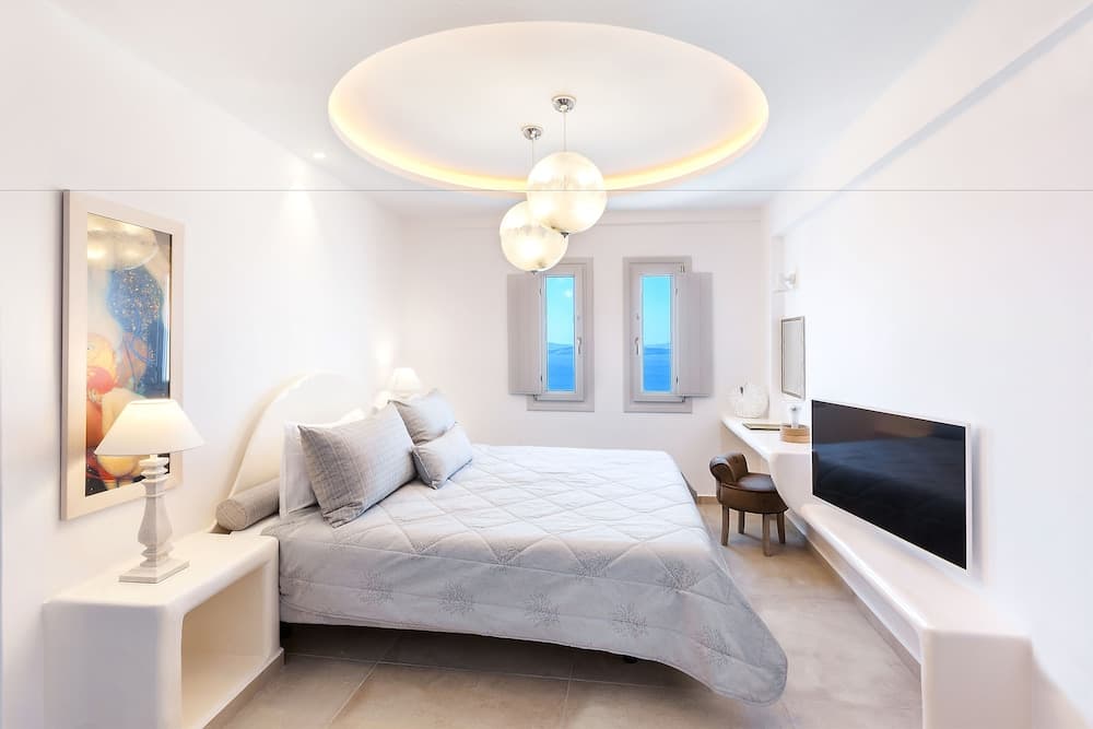 Santorini Secret Premium