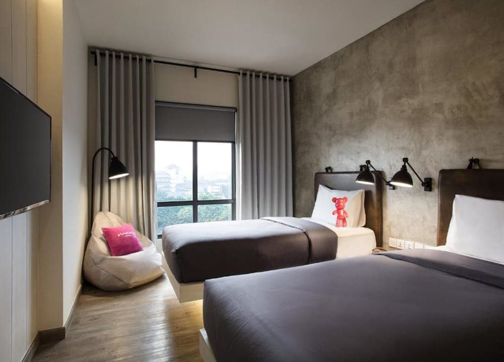 Moxy Bandung